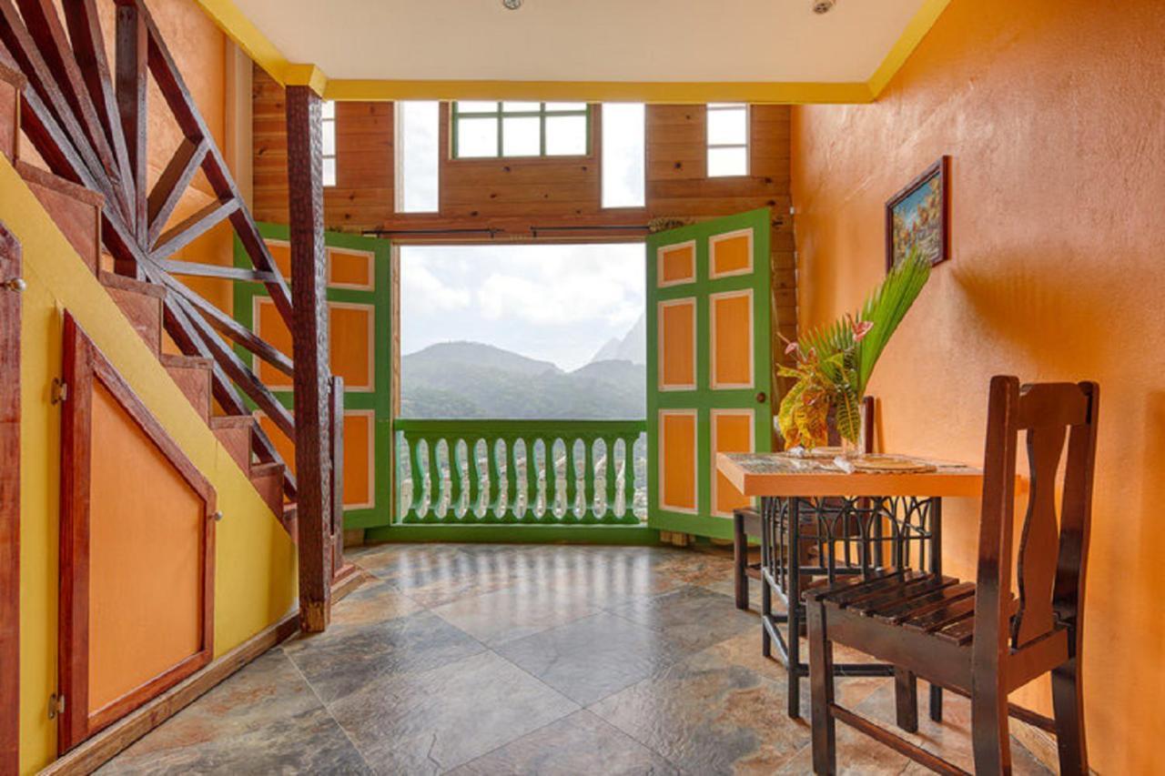 Villa Des Pitons Soufriere Exterior photo